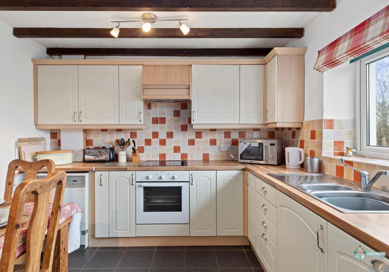 Lambston Cottage - A Pembrokeshire Home Away From Home Pelcomb Экстерьер фото